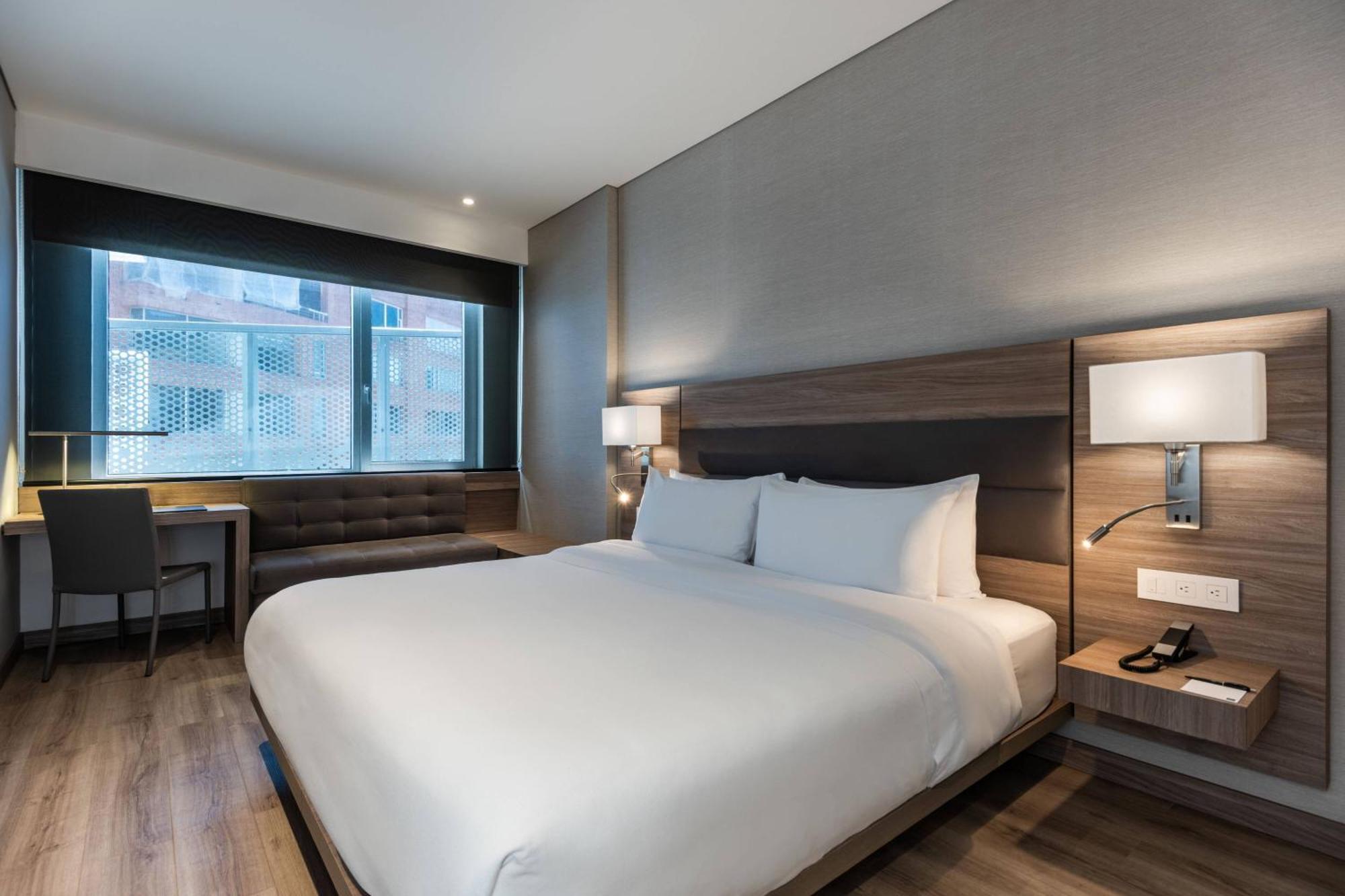 AC Hotel by Marriott Bogota Zona T Esterno foto